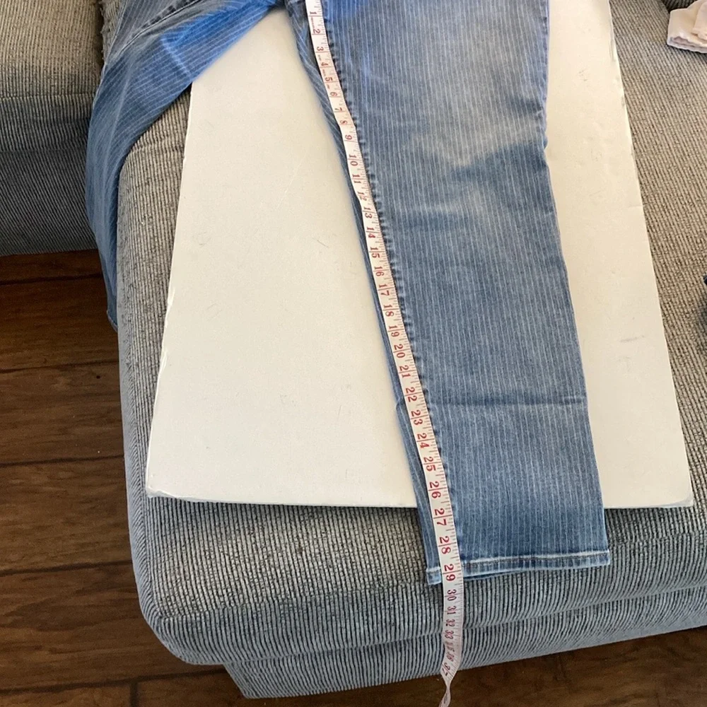 Chico's Blue Straight Leg Jeans leggings with Pinstripe Detail NEW size 3R / 16 - Picture 7 of 12